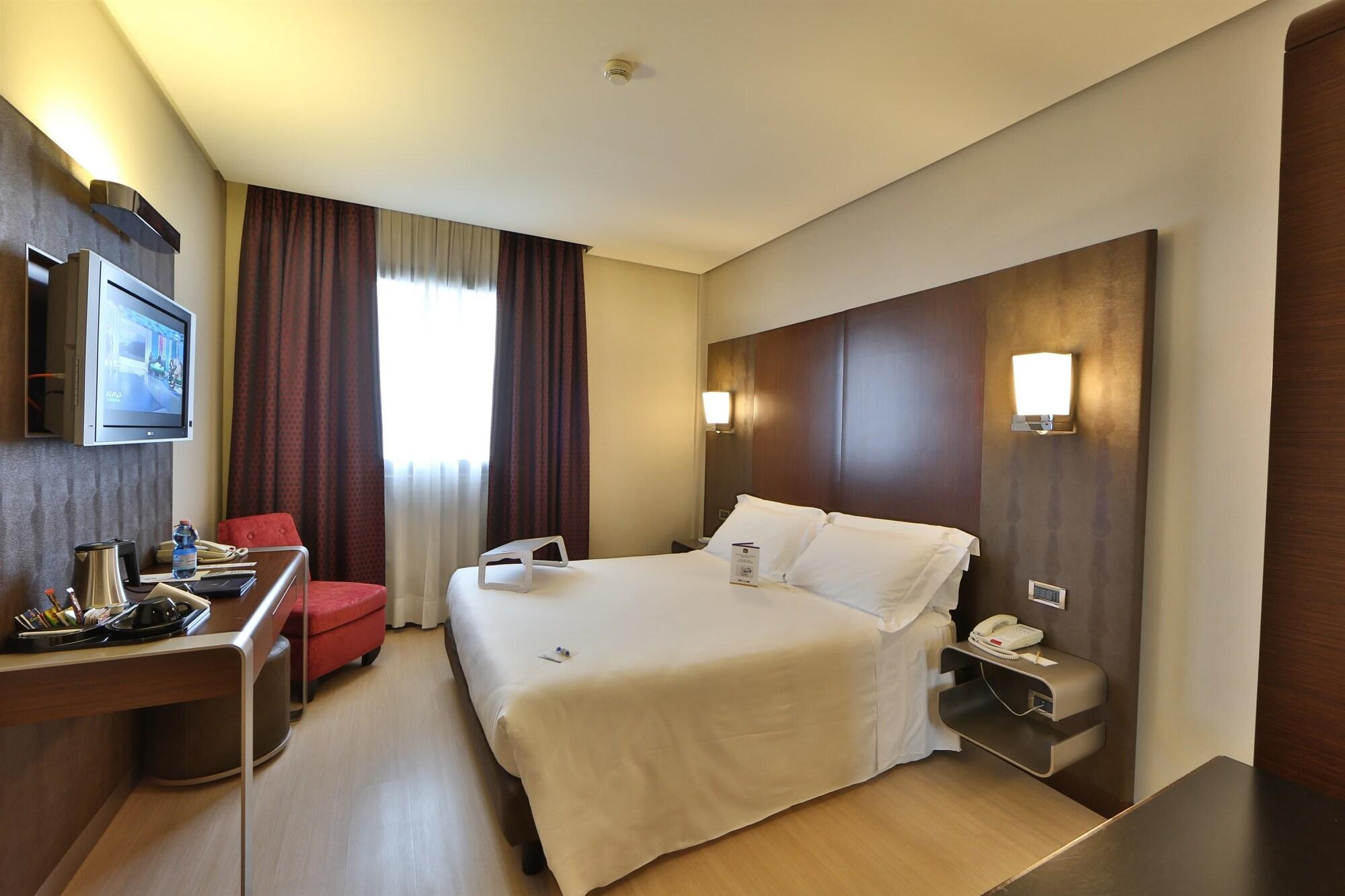 Best Western Hotel Goldenmile Milan Trezzano sul Naviglio Exterior photo
