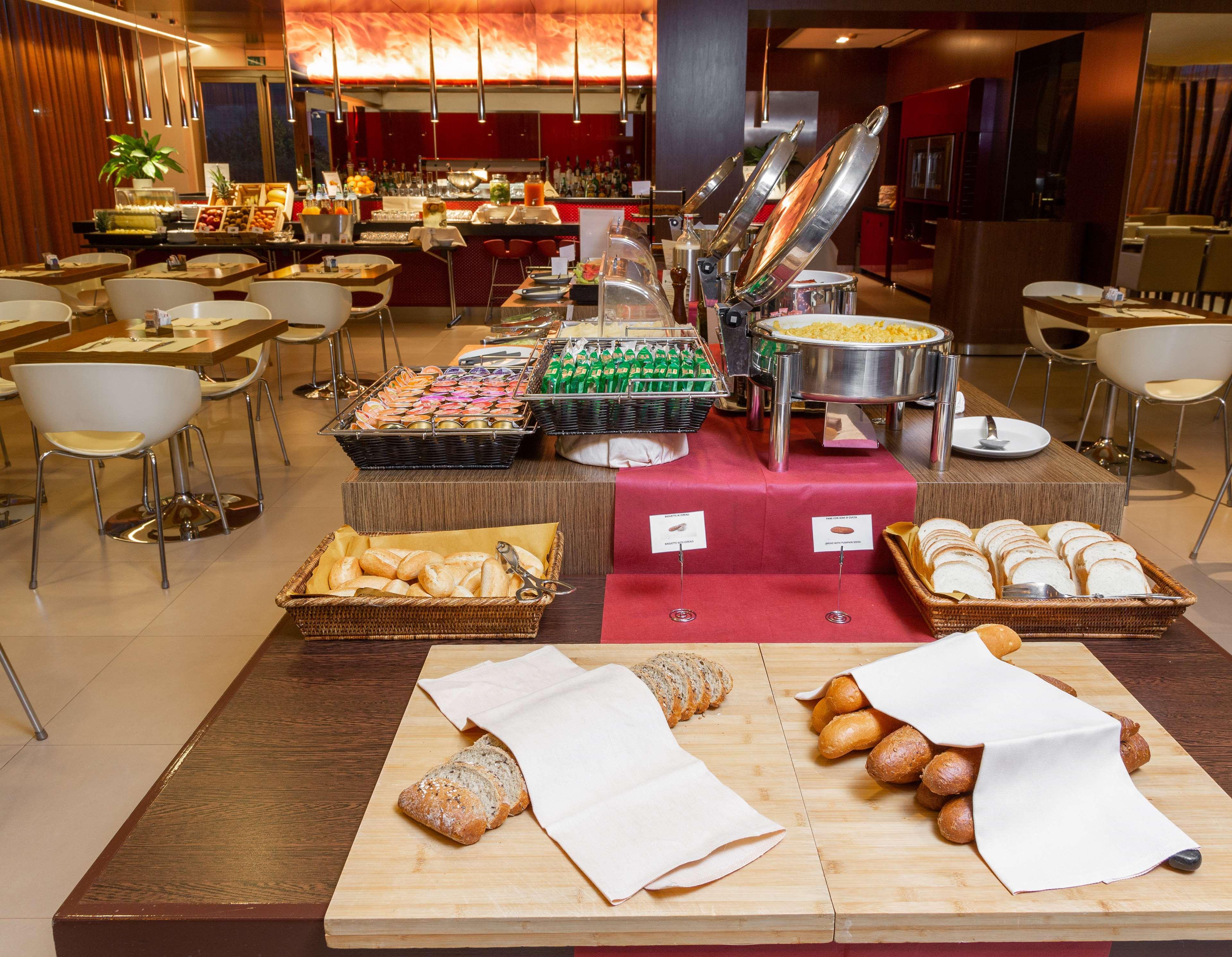 Best Western Hotel Goldenmile Milan Trezzano sul Naviglio Exterior photo
