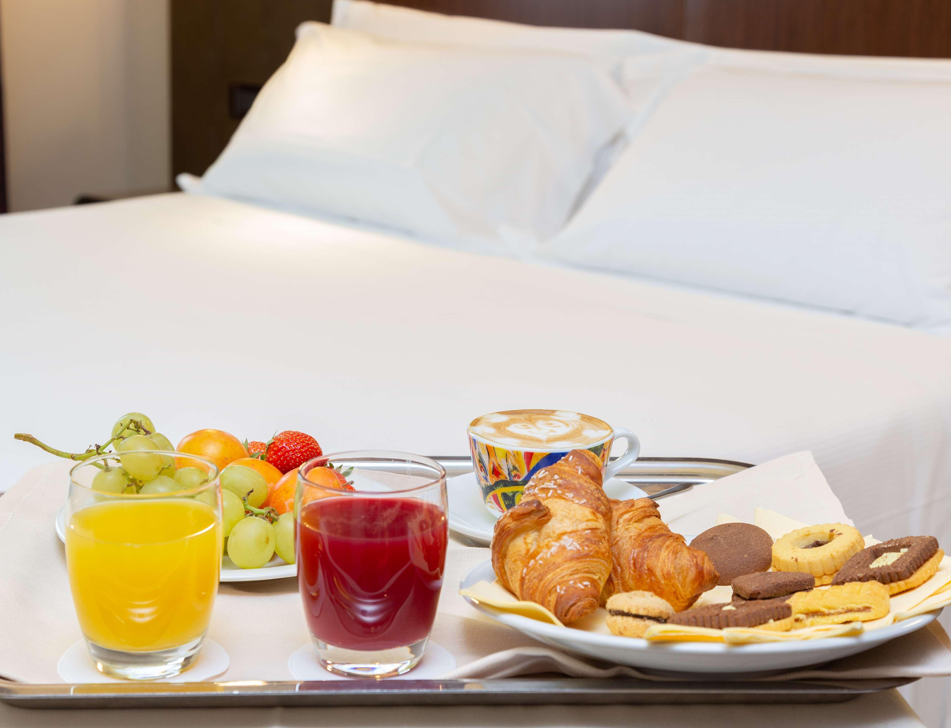 Best Western Hotel Goldenmile Milan Trezzano sul Naviglio Exterior photo