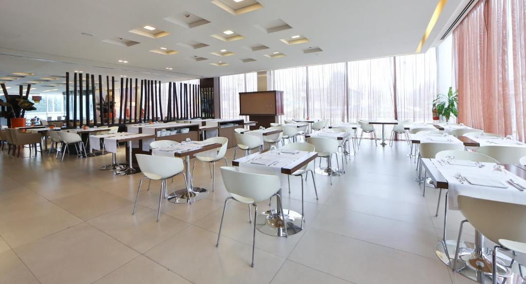 Best Western Hotel Goldenmile Milan Trezzano sul Naviglio Exterior photo